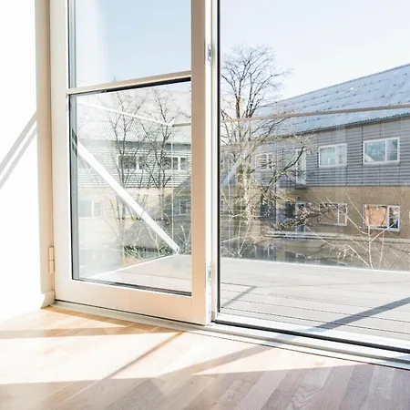 Cool 1-bed With Balcony In Frederiksberg * Copenhagen